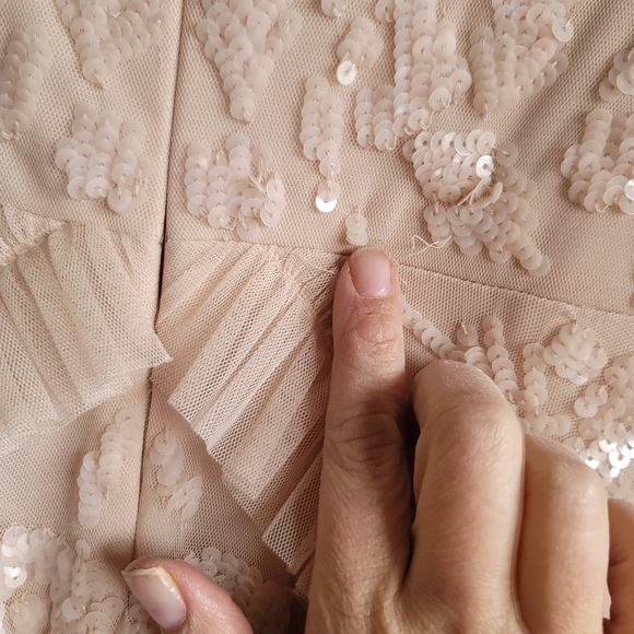 Sequined Scallop Ruffle Tiered V Neck Gown, Blush, Size‎ 16 - Picture 15 of 16